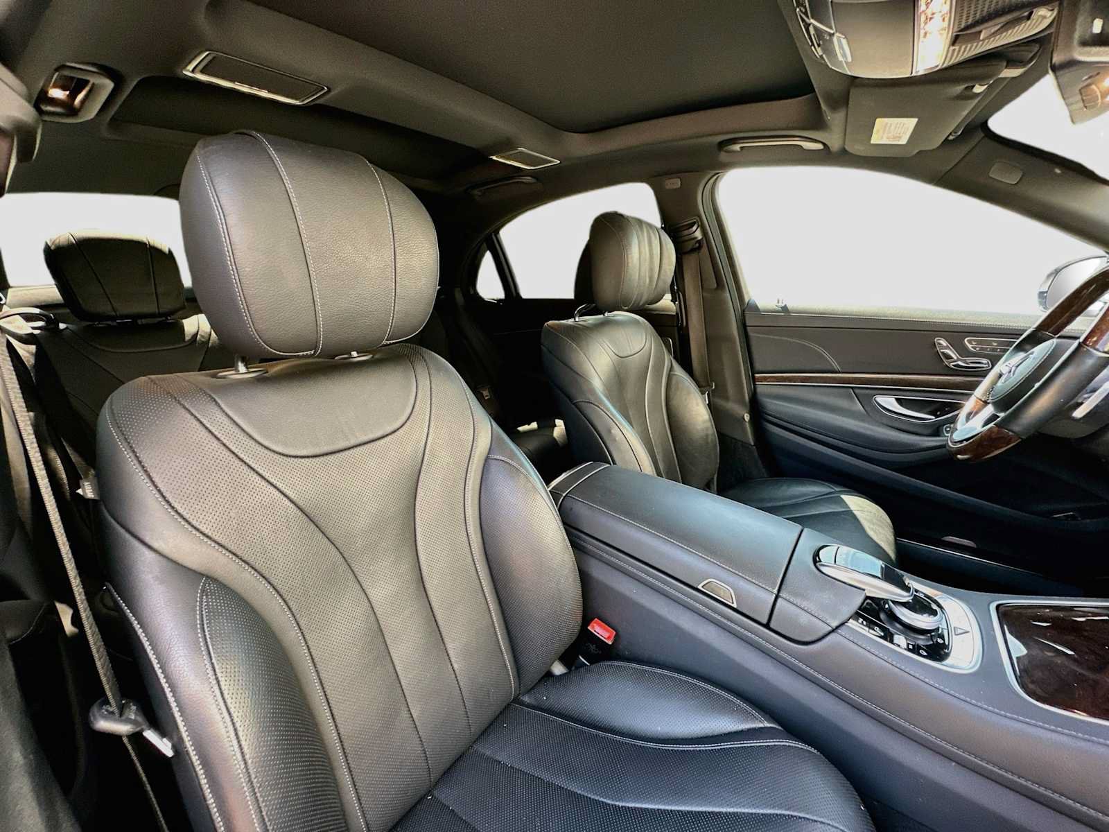 Used 2020 Mercedes-Benz S 450 Sedan image 29