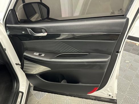 Used 2024 Hyundai Palisade Calligraphy AWD/4WD image 16