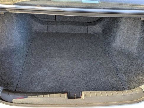 Used 2021 Honda Accord Touring image 6