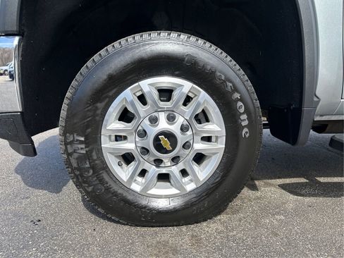 Used 2025 Chevrolet Silverado 2500 LT w/ Convenience Package AWD/4WD image 24