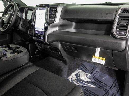 New 2026 RAM 3500 Tradesman AWD/4WD image 39