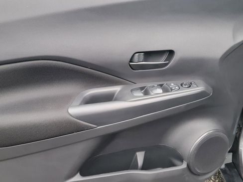 Used 2024 Nissan Kicks S FWD image 9