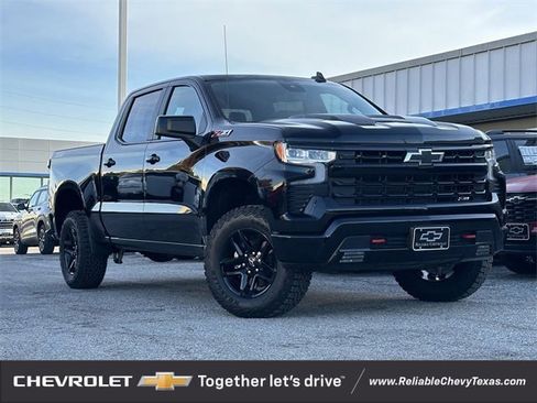 New 2026 Chevrolet Silverado 1500 LT Trail Boss w/ Convenience Package II image 2