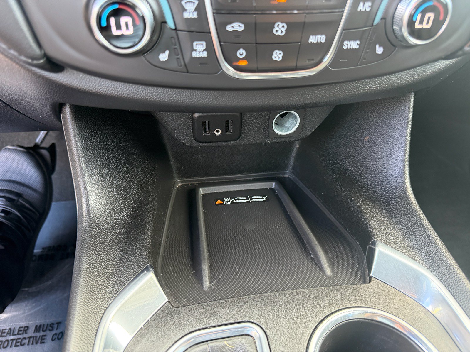 Used 2023 Chevrolet Traverse LT w/ LPO, Floor Liner Package AWD/4WD image 29
