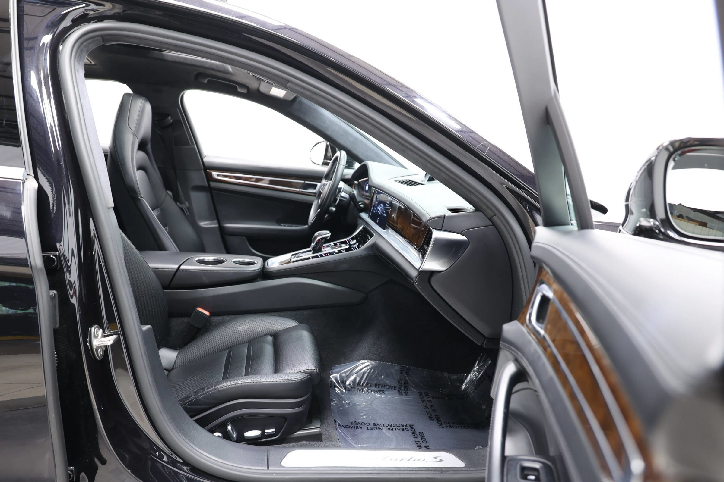 Used 2018 Porsche Panamera Turbo S Executive w/ Assistance Package AWD/4WD image 96