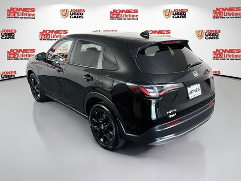Used 2024 Honda HR-V Sport image 2