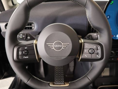 New 2025 MINI Cooper S image 4