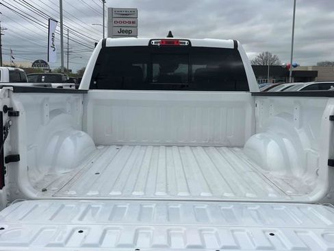 Used 2022 RAM 1500 Laramie AWD/4WD image 20