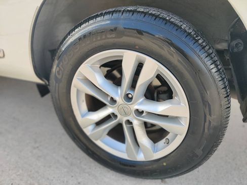 Used 2015 Nissan Rogue S w/ Convenience Package FWD image 25