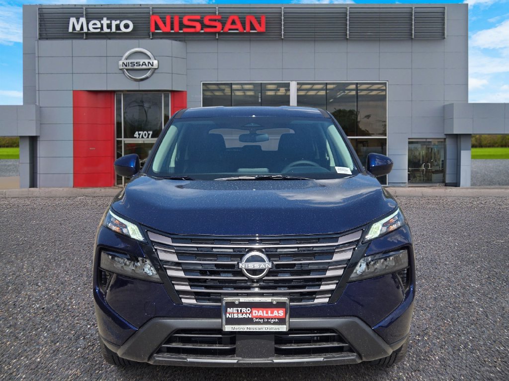 New 2026 Nissan Rogue SV FWD image 2