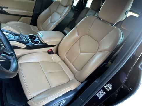 Used 2016 Porsche Cayenne image 12
