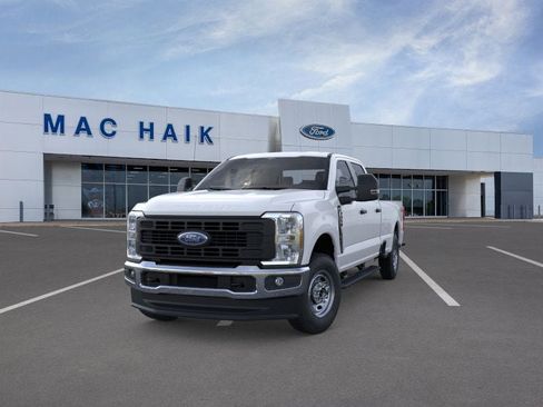 New 2025 Ford F350 XL w/ XL Chrome Package image 2