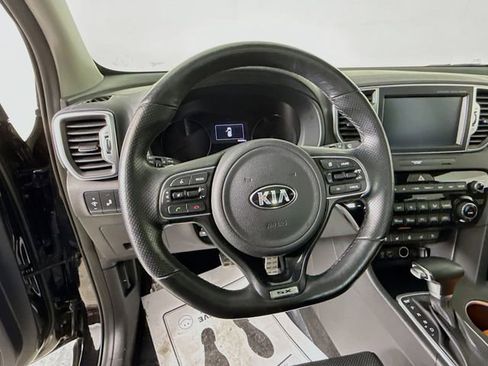 Used 2019 Kia Sportage SX image 11