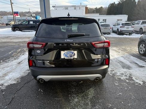 Used 2026 Ford Escape Active w/ Cold Weather Package image 10