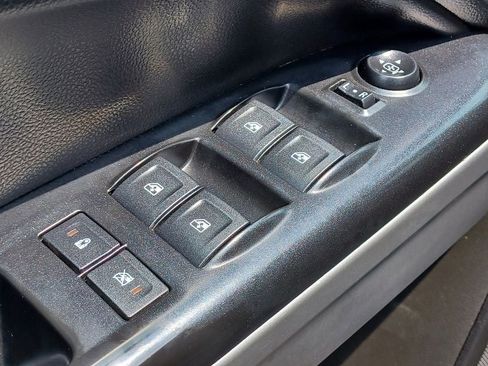 Used 2019 Chevrolet Colorado LT AWD/4WD image 11