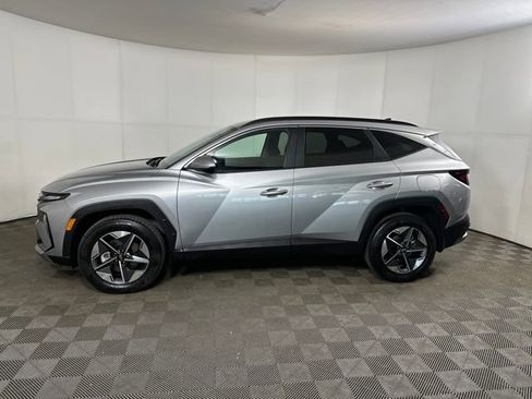 Certified 2025 Hyundai Tucson SEL image 6