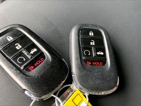 Used 2025 Honda Accord Sport image 14