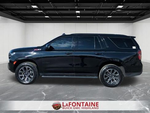 Used 2022 Chevrolet Tahoe Z71 w/ Luxury Package AWD/4WD image 5