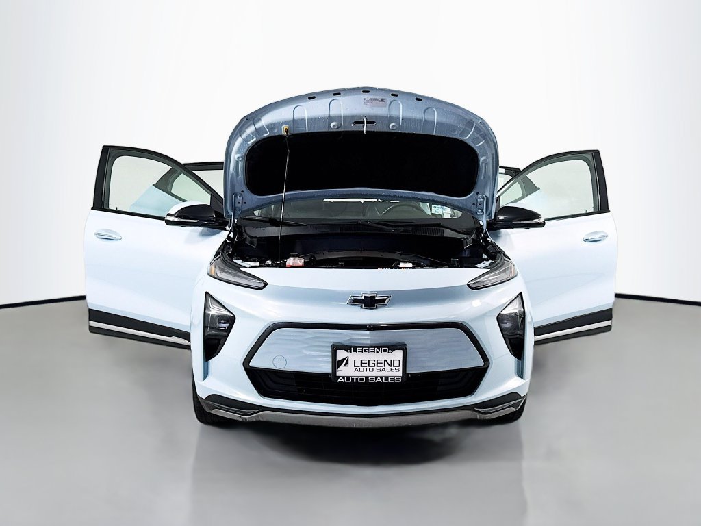 Used 2023 Chevrolet Bolt EUV Premier w/ Sun & Sound Package FWD image 20