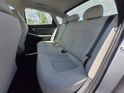 New 2025 Hyundai Sonata SEL image 11