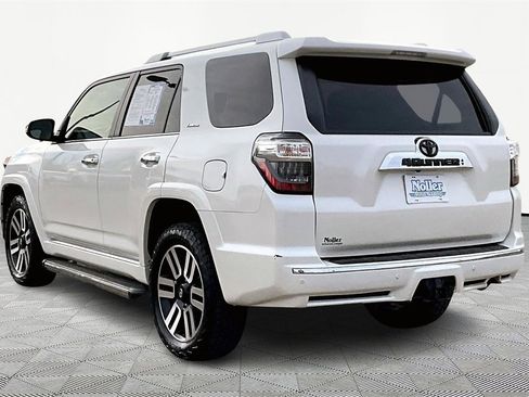 Used 2016 Toyota 4Runner Limited image 13