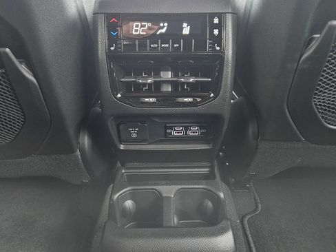 New 2025 Jeep Grand Cherokee L Limited w/ Trailer Tow Package image 24