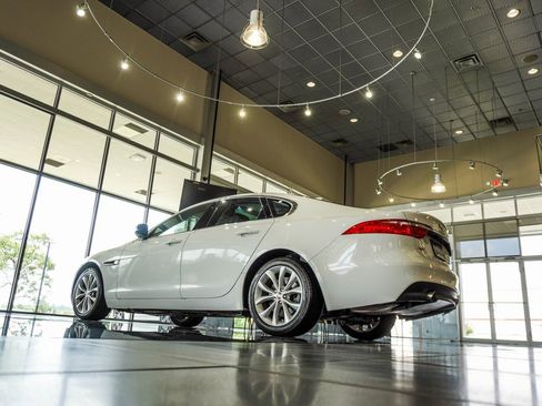 Used 2017 Audi A8 L 4.0T w/ Driver Assistance Package image 54