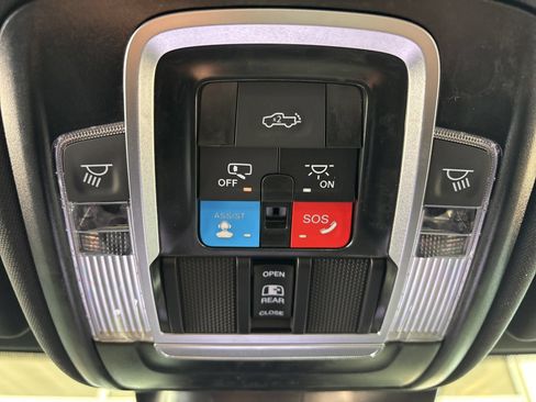 New 2026 RAM 3500 Laramie AWD/4WD image 23