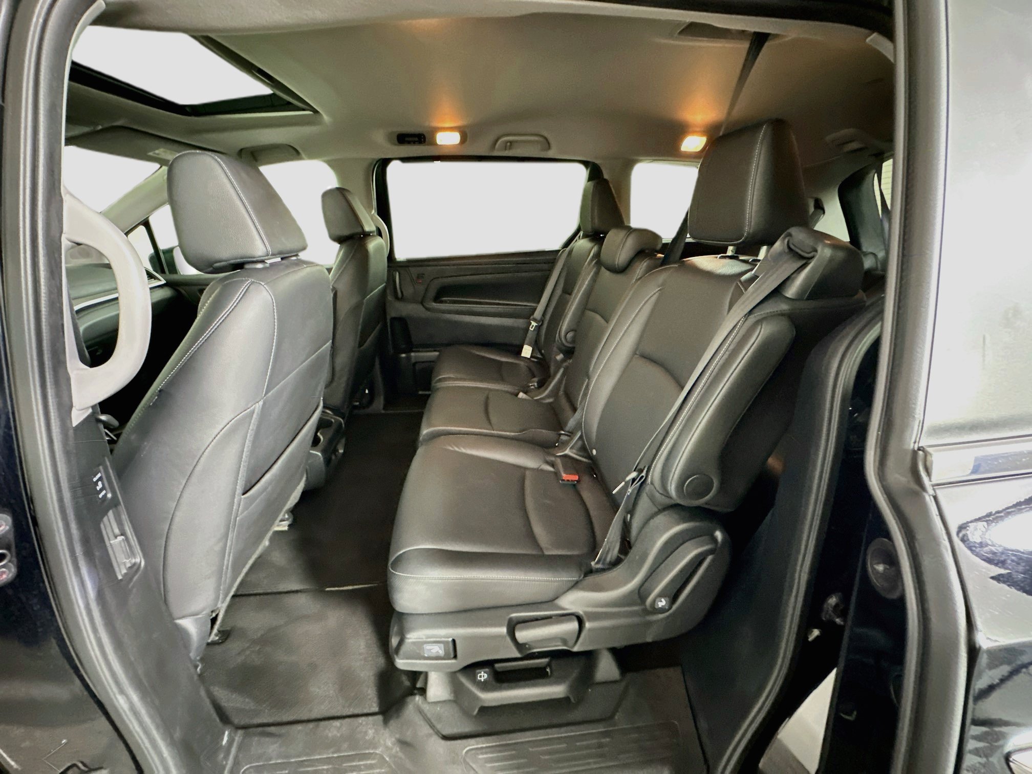 Used 2024 Honda Odyssey EX-L image 26