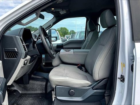 Used 2021 Ford F250 XL w/ Power Equipment Group AWD/4WD image 27