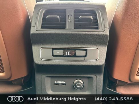 Used 2023 Audi Q5 2.0T Premium Plus w/ Premium Plus Package AWD/4WD image 40