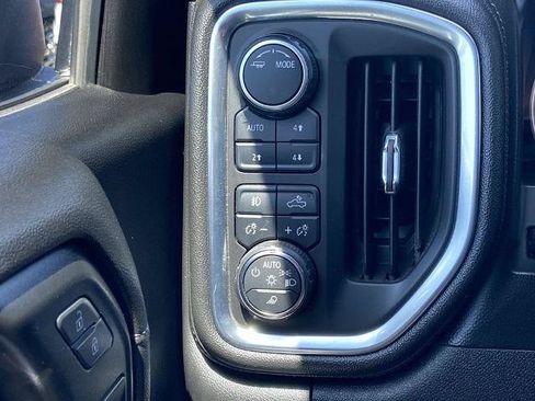 Used 2020 Chevrolet Silverado 1500 High Country w/ Technology Package AWD/4WD image 14