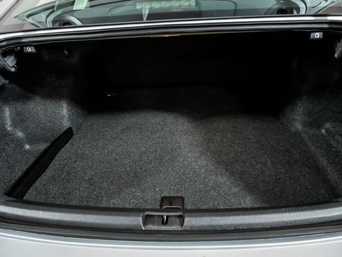 Used 2017 Volkswagen Passat 1.8T SE image 9