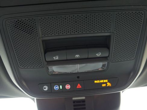 New 2026 Chevrolet Traverse LT image 20