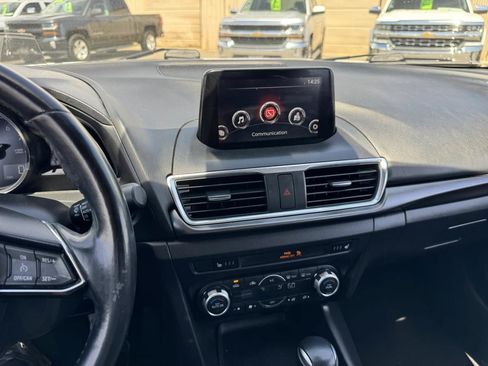 Used 2017 MAZDA MAZDA3 Grand Touring FWD image 25