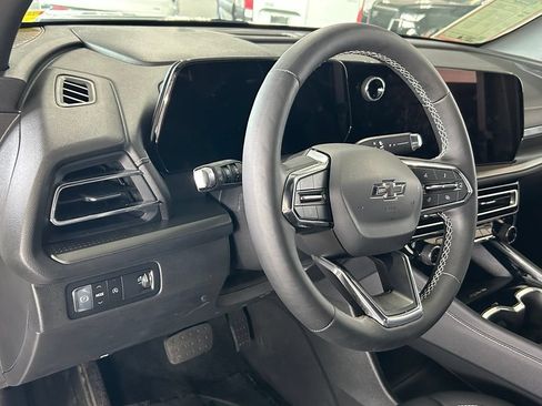 Used 2026 Chevrolet Traverse LT w/ Midnight/Sport Edition FWD image 20