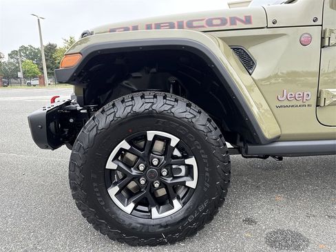 New 2025 Jeep Wrangler Unlimited Rubicon w/ Steel Bumper Group image 10