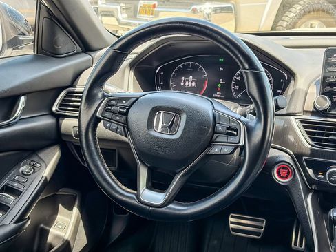 Used 2021 Honda Accord Sport image 18