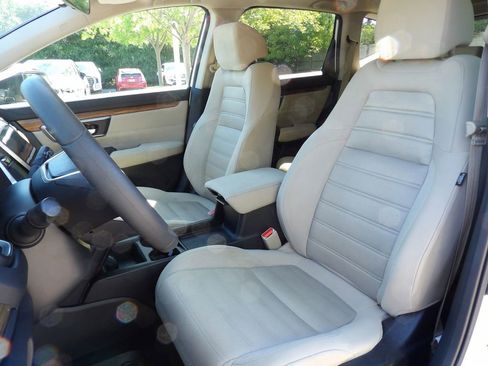 Used 2017 Honda CR-V EX image 10