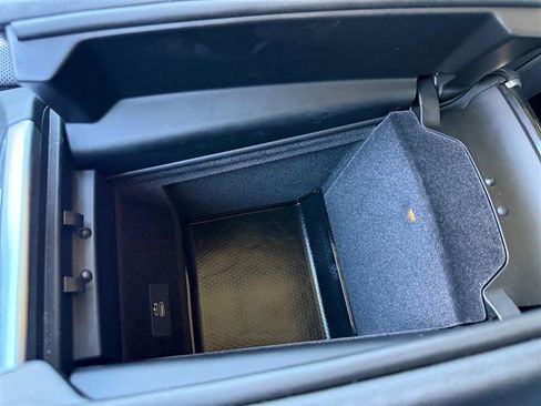 Used 2024 BMW X7 xDrive40i image 31