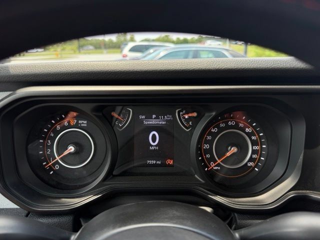 Used 2025 Jeep Gladiator Sport AWD/4WD image 17