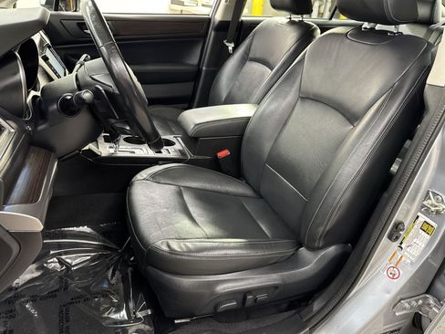Used 2016 Subaru Legacy 2.5i Limited AWD/4WD image 25