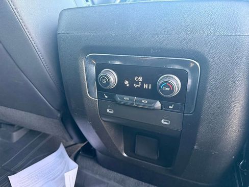 Used 2023 Chevrolet Suburban RST w/ Luxury Package image 15