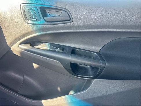 Used 2019 Ford Transit Connect XL FWD image 29