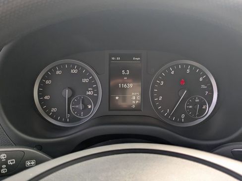 Used 2021 Mercedes-Benz Metris Passenger image 13