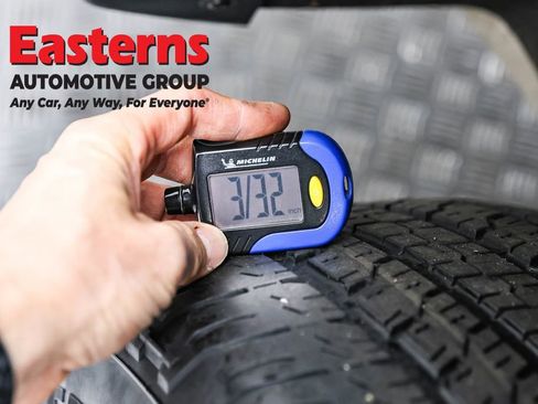 Used 2023 Chevrolet Colorado W/T image 27