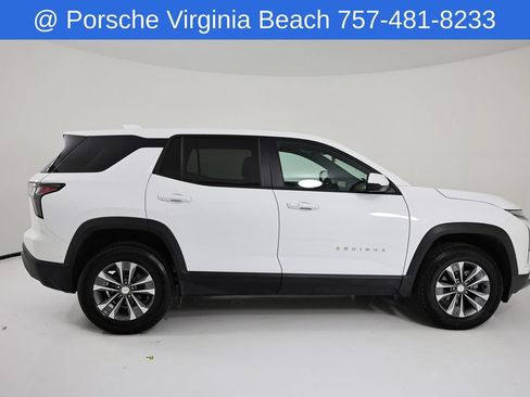 Used 2026 Chevrolet Equinox LT AWD/4WD image 8