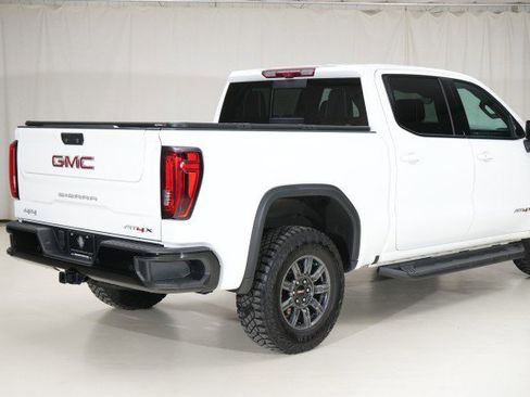 Used 2024 GMC Sierra 1500 AT4X image 22