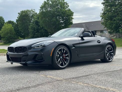 New 2026 BMW Z4 M40i RWD image 3