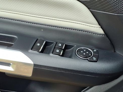 Used 2024 Ford Mustang Premium RWD image 27